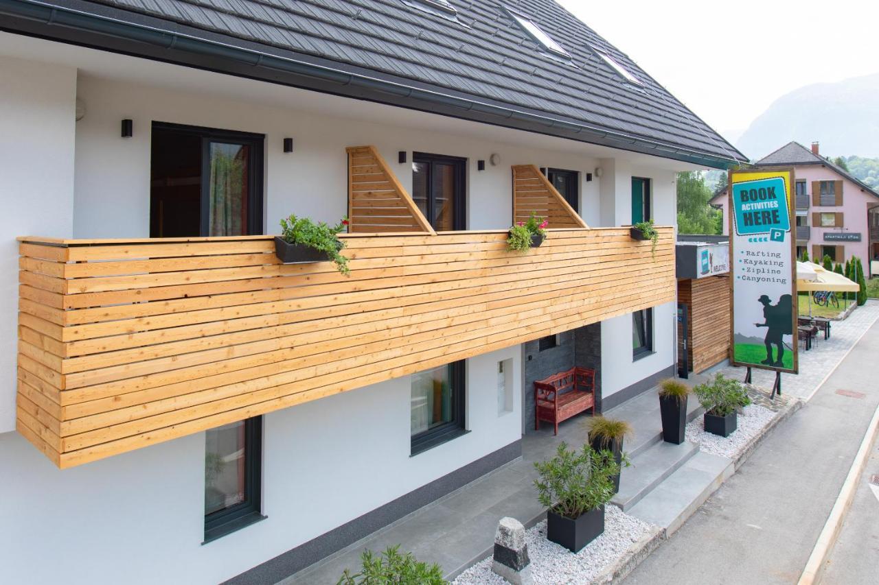 Hostel Soca Rocks Bovec Ngoại thất bức ảnh