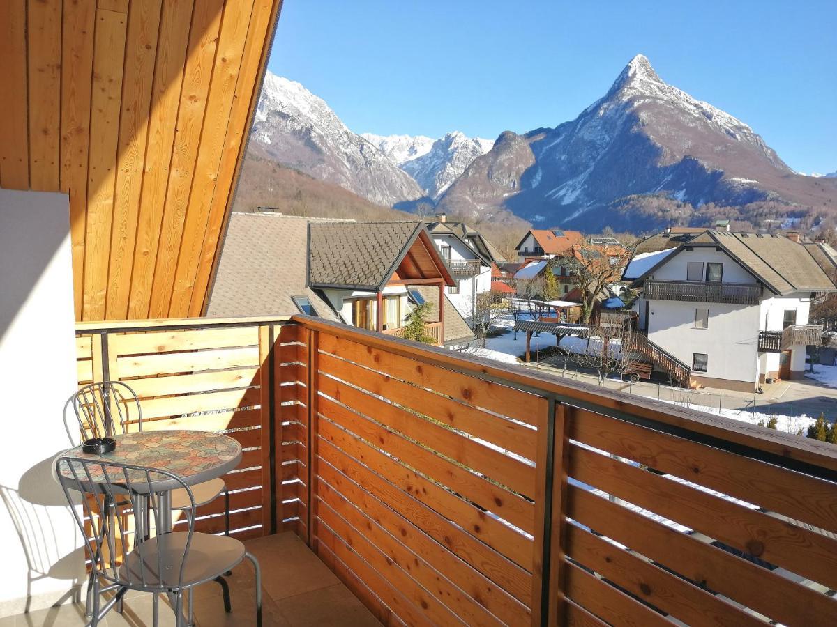 Hostel Soca Rocks Bovec Ngoại thất bức ảnh