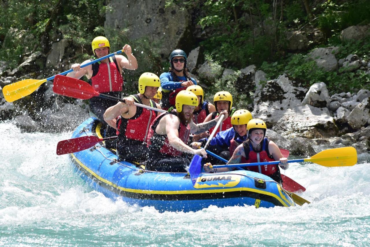Hostel Soca Rocks Bovec Ngoại thất bức ảnh