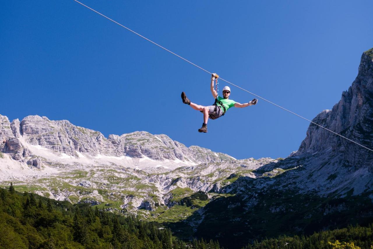 Hostel Soca Rocks Bovec Ngoại thất bức ảnh